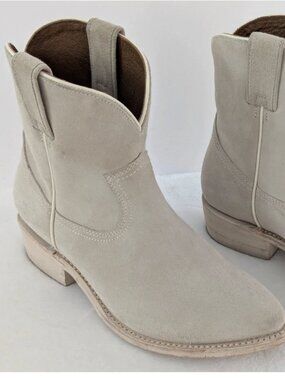 $359 Frye Billy Short Light Grey Western Cowboy Short Boho Cottagecore AnkleBoot